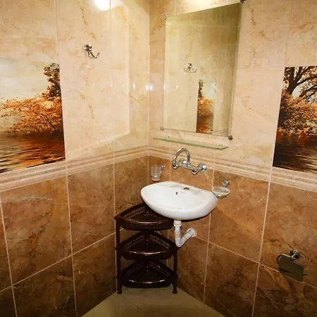 Magnolia 3 - Menada *